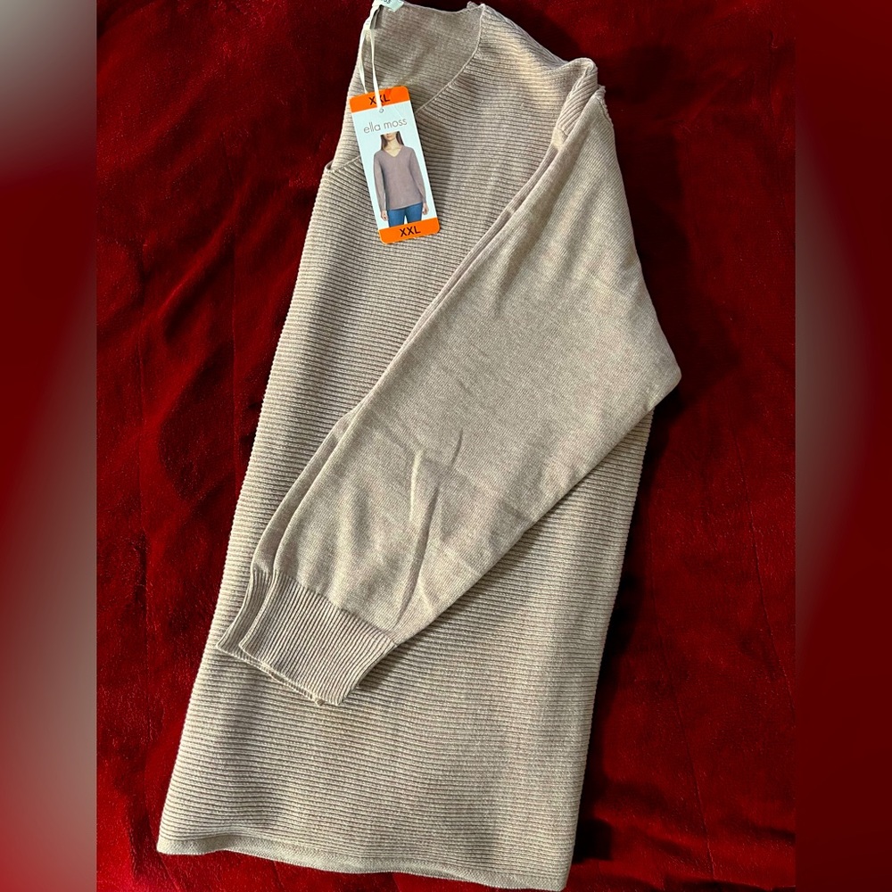 Ella Moss. Long Sleeve Ribbed V-neck Sweater.